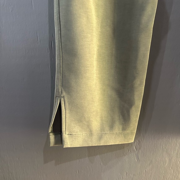 Lululemon Brushed Softstreme HR Slim Leg Pant - 8 - Smoked Spruce - NWT! - Picture 7 of 8